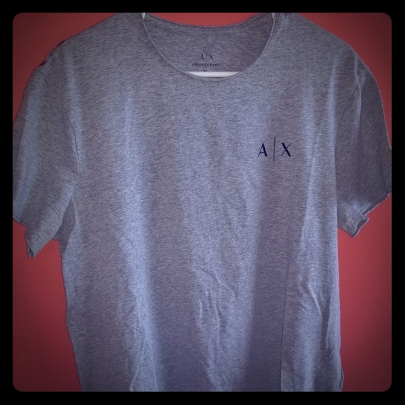 T shirt - Picture 1 of 2